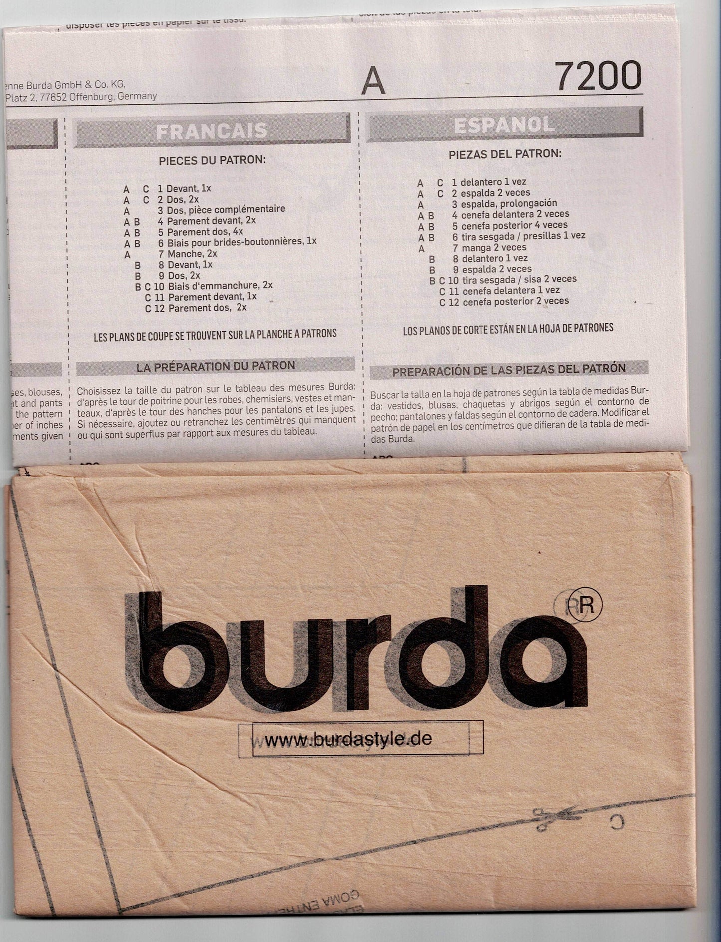 Burda 7200 Womens Round Yoked Raglan Sleeved Dress or Top Out Of Print Sewing Pattern Sizes 8 - 18 UNCUT Factory Folded