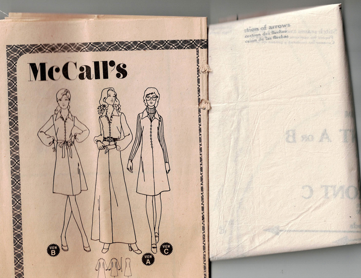 McCall's 3305 Womens Wide Collar Dress or Pinafore 1970s Vintage Sewing Pattern Size 18 Bust 40 Inches