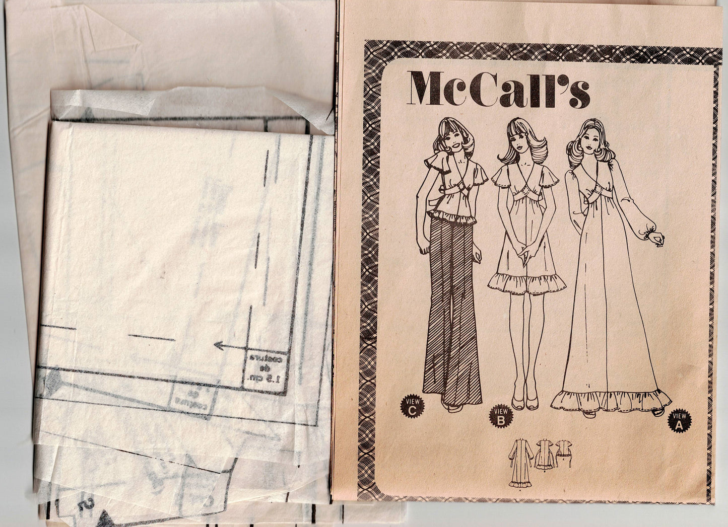 McCall's 4028 Womens Shaped Bodice Dress or Top 1970s Vintage Sewing Pattern Size 10 Bust 32.5 Inches