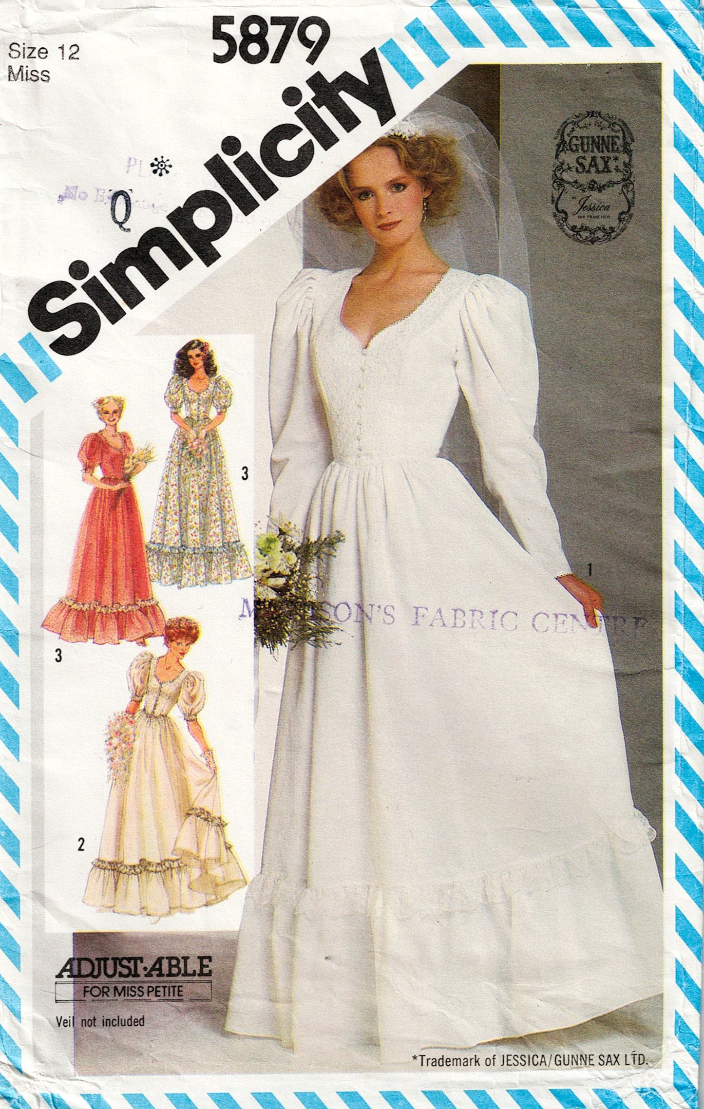 Simplicity 5879