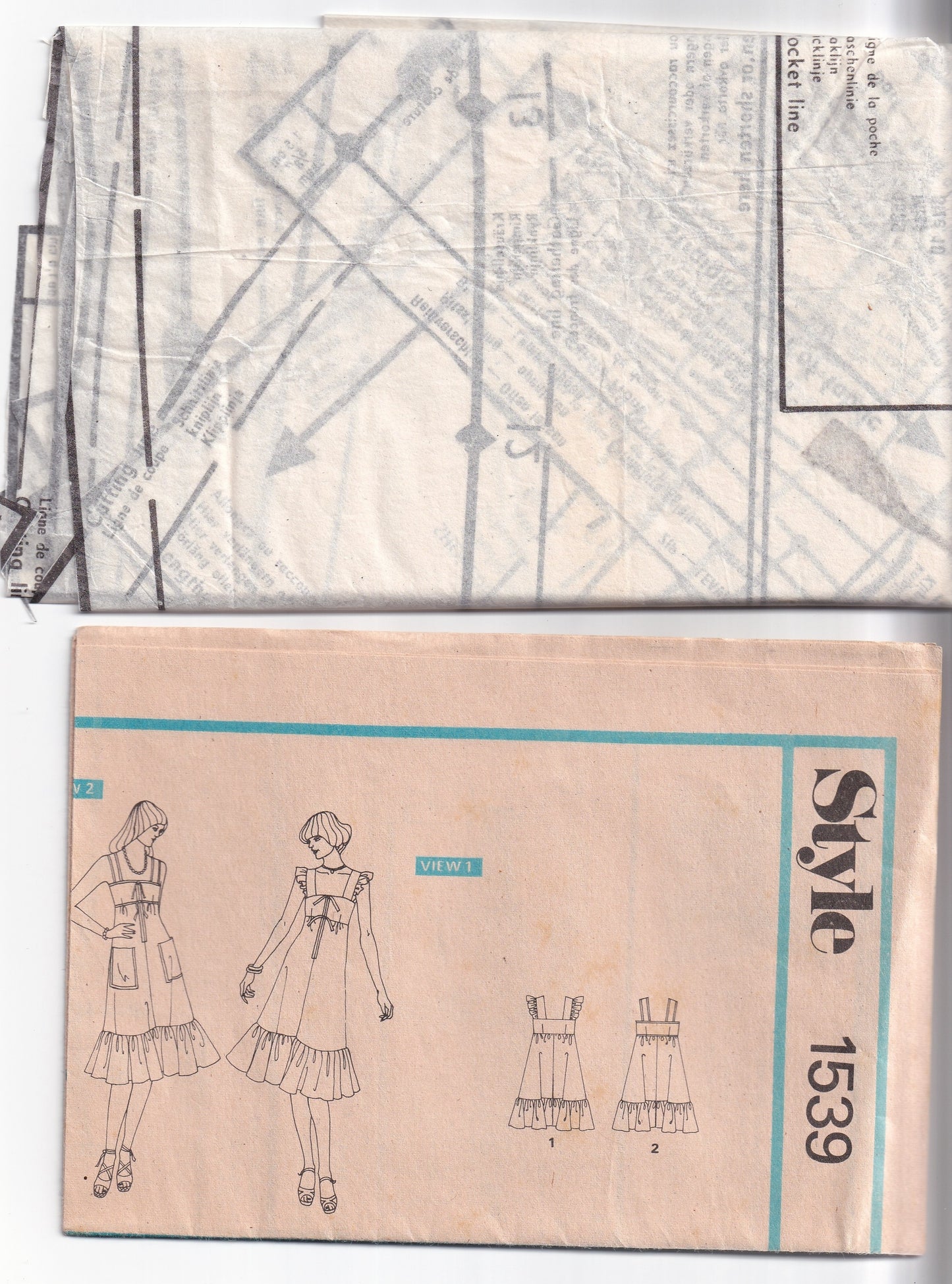 Style 1539 Womens Flounced Hem Tent Dress 1970s Vintage Paper Sewing Pattern Size 10 Bust 32.5 inches