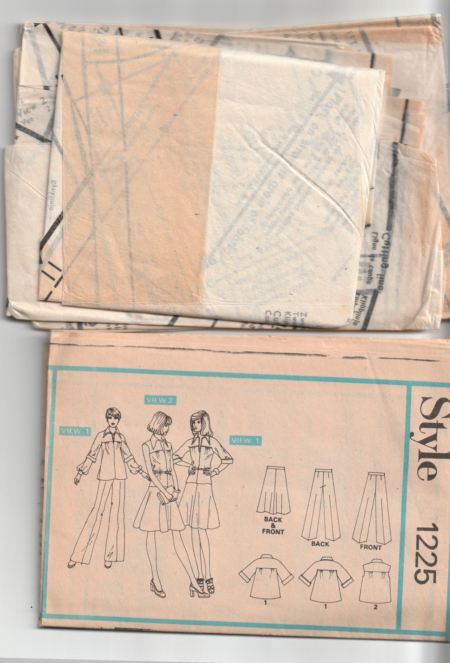 Style 1225 Womens Pullover Top Pants & Skirt 1970s Vintage Paper Sewing Pattern Size 12 Bust 34 inches