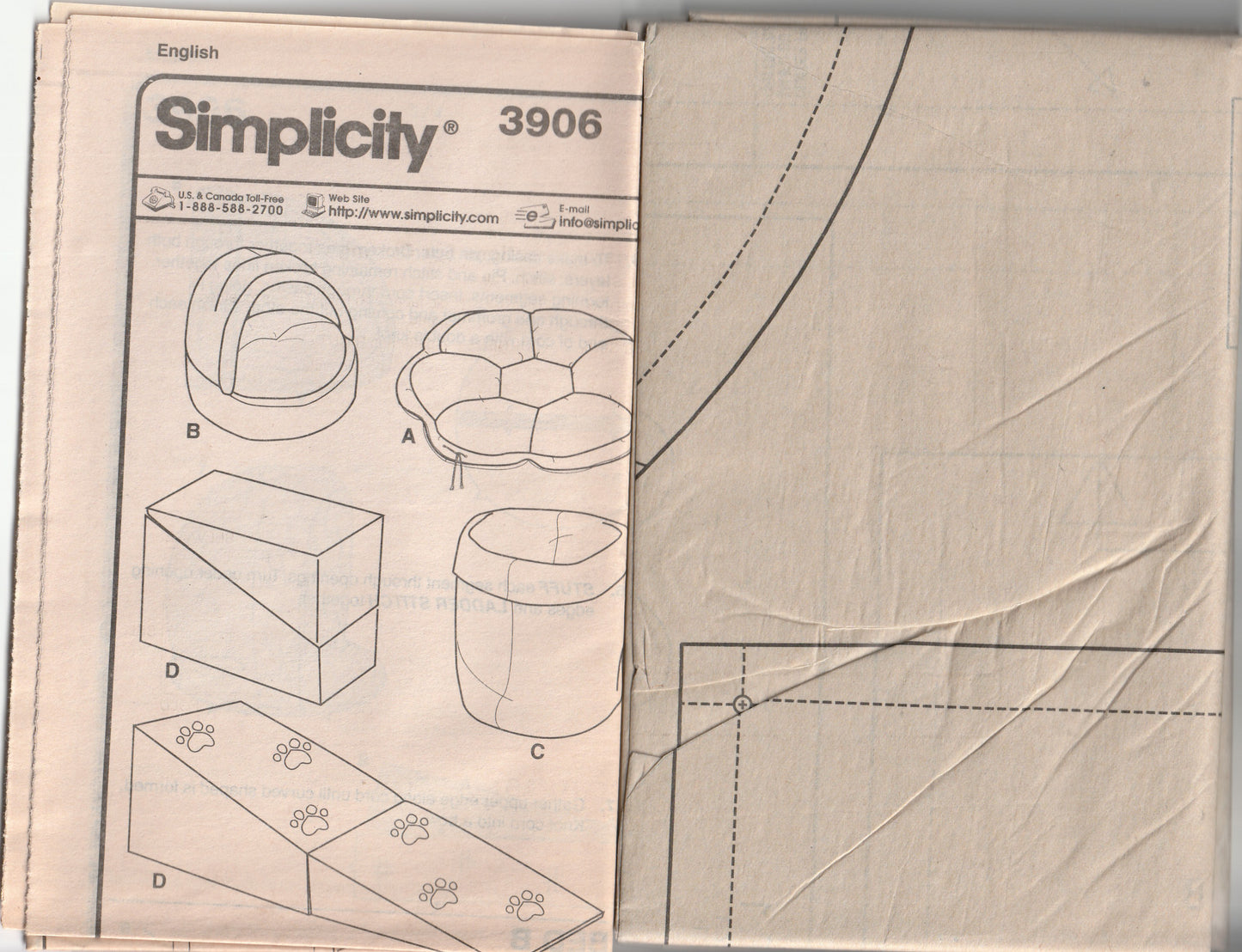 Simplicity 3906 CARLA REISS Dog Beds Out Of Print Paper Sewing Pattern UNCUT Factory Folded