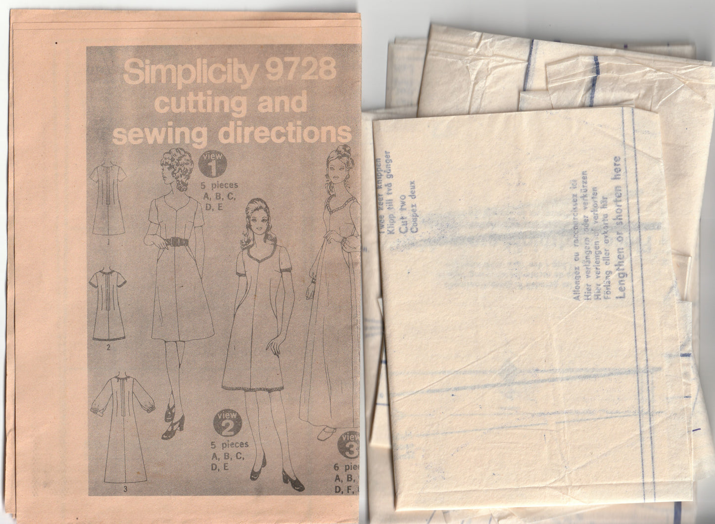 Simplicity 9728 Womens Half Size Dress with Sweetheart Neckline 1970s Vintage Paper Sewing Pattern Bust 35 inches