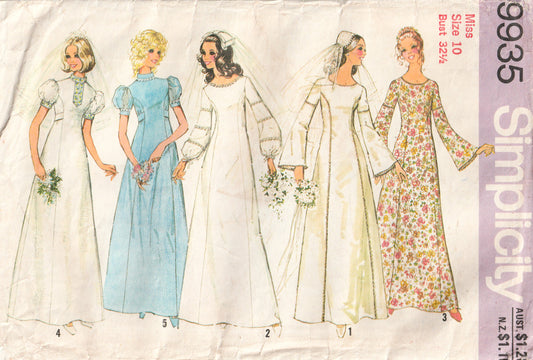 Simplicity 9935