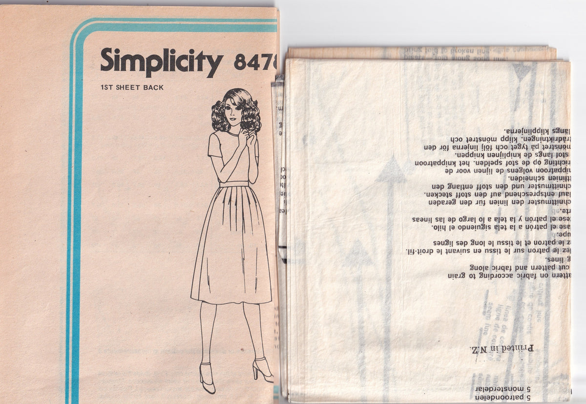 Simplicity 8478 Womens Pleated Skirt with Pockets 1970s Vintage Paper Sewing Pattern Size 12 Waist 26.5 Inches