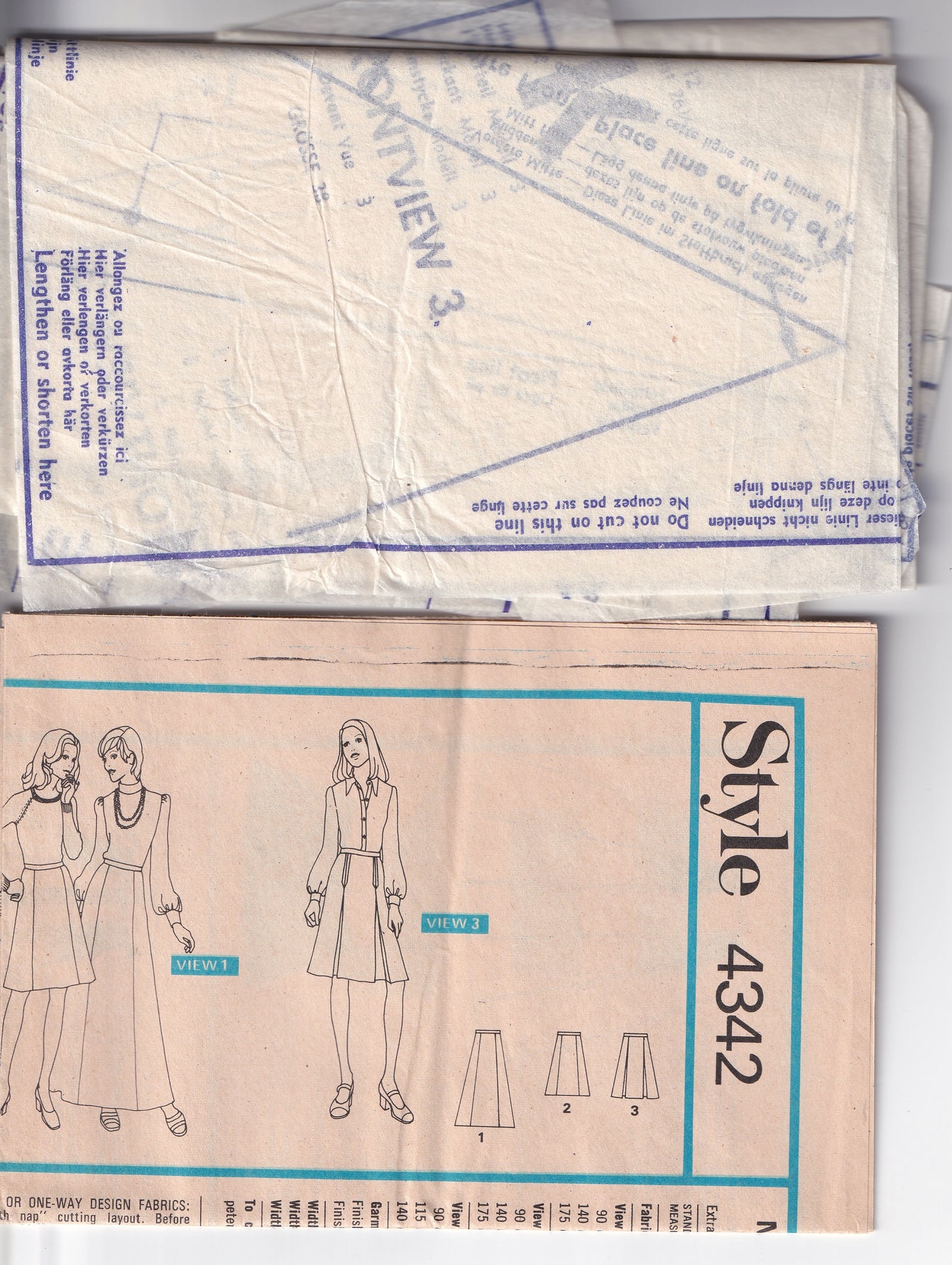 Style 4342 Womens A Line Skirts with Optional Pleats 1970s Vintage Sewing Pattern Size 12 Waist 26.5 inches