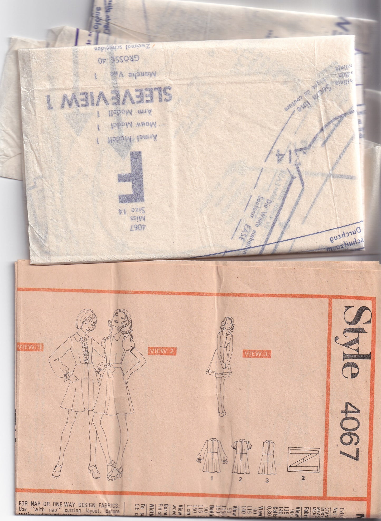 Style 4067 Womens High Waisted Puff Sleeved Dress 1970s Vintage Sewing Pattern Size 14 Bust 36 Inches