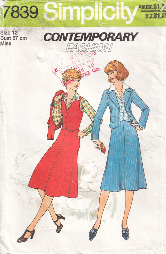 Simplicity 7839