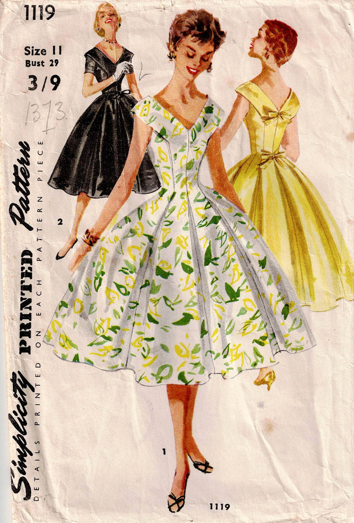 1950s Simplicity 1698 teen dress one piece size 12 bust 32 inches full skirt