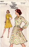Very Easy Vogue 8827 Womens Wide Collar Tent Dress 1970s Vintage Sewing Pattern Size 12 or 16