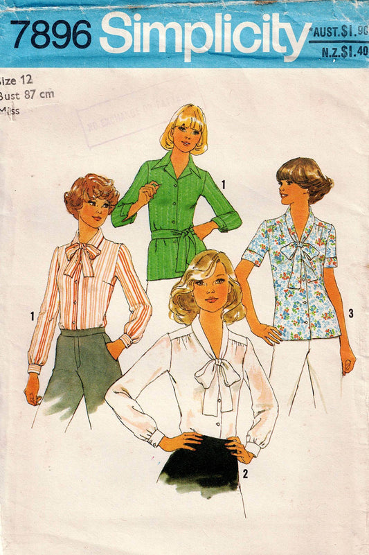 Patrón de costura vintage de los años 70 Simplicity 7896 para blusa de mujer con lazo opcional, talla 12, doblado de fábrica sin cortar