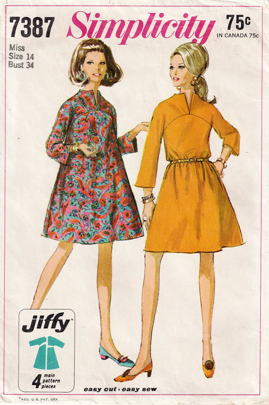 Simplicity 7387
Vintage simplicity dress pattern with two models wearing dresses and Jiffy branding.