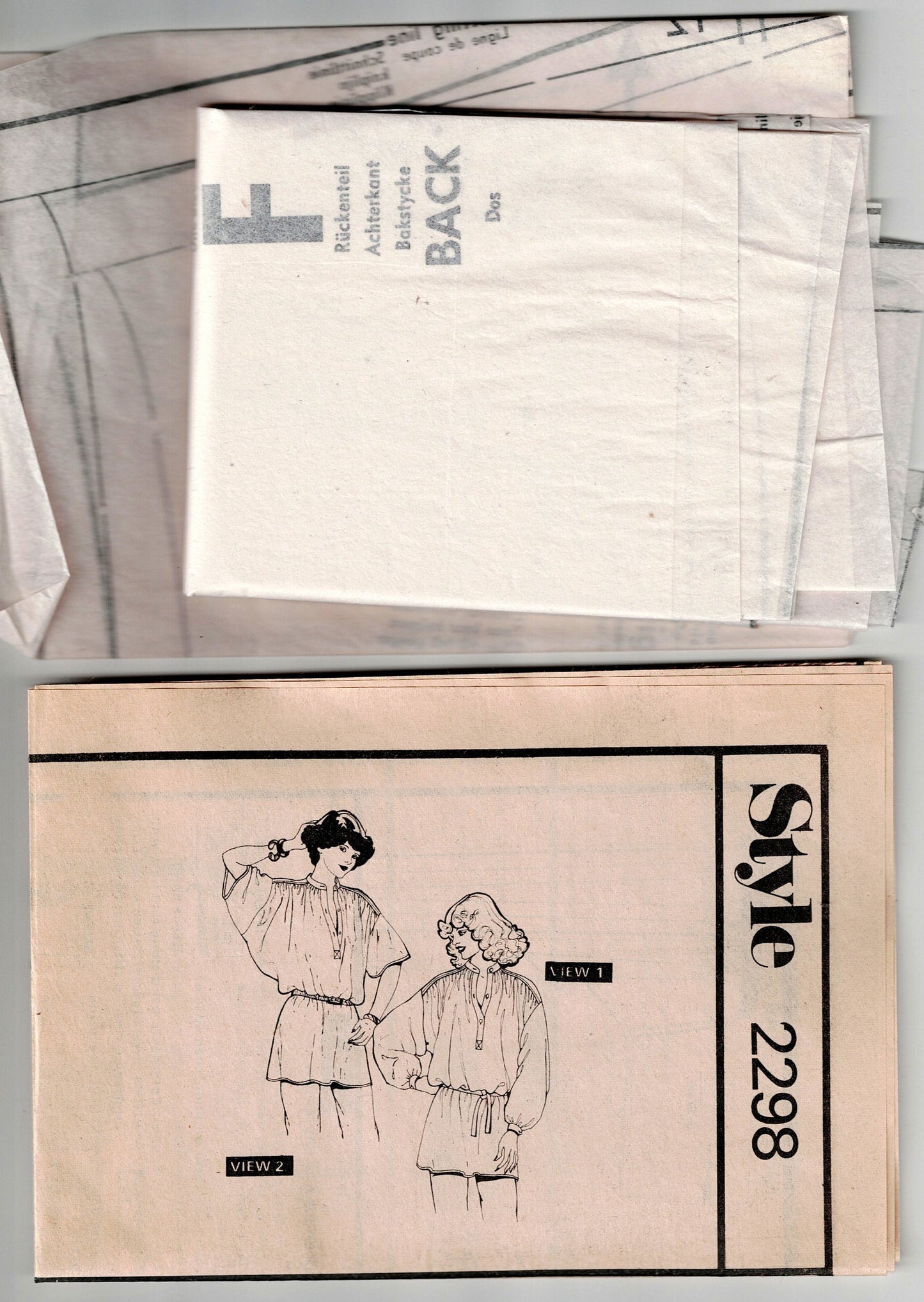 Style 2298 Womens Loose Fitting Gathered Pullover Smock Top 1970s Vintage Sewing Pattern ONE SIZE