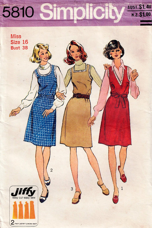 Simplicity 5810