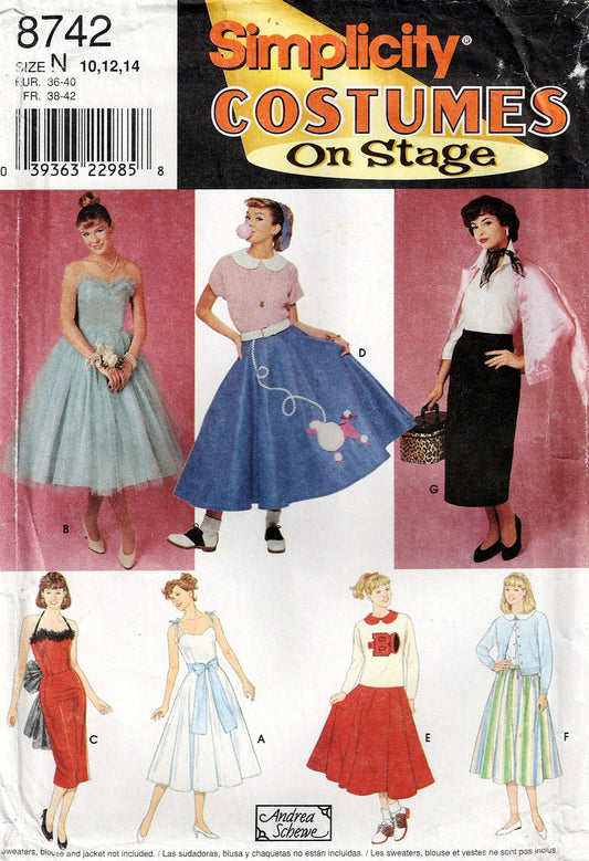 Simplicity 8742