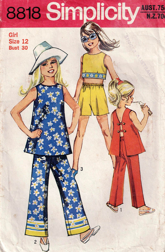 Simplicity 8818