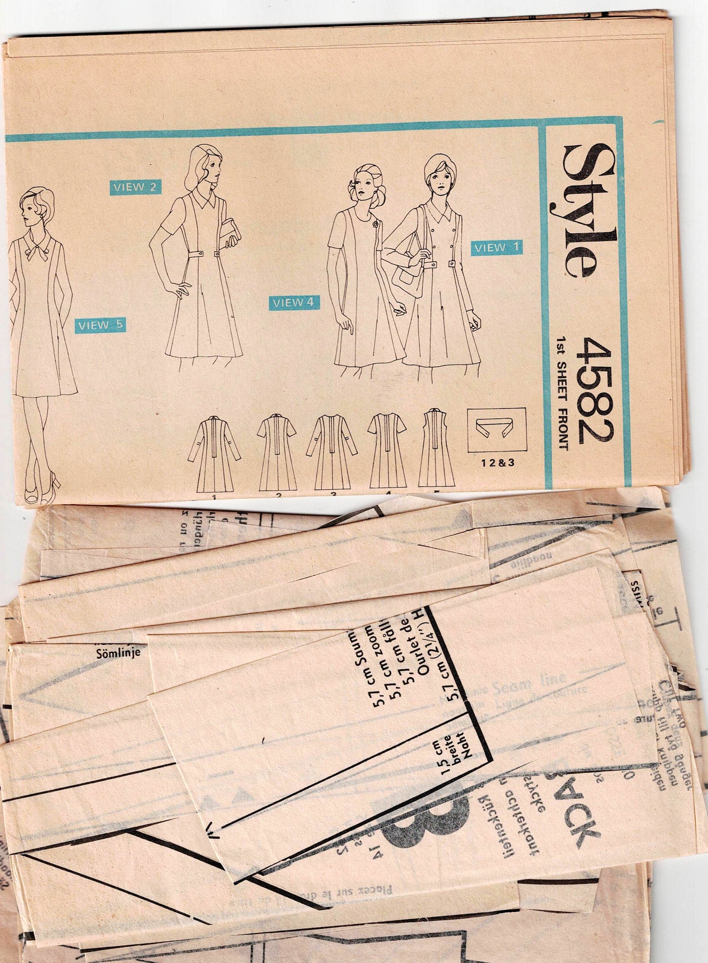 Style 4582 Womens Fit & Flared Panelled Dress 1970s Vintage Sewing Pattern Size 14 Bust 36 inches