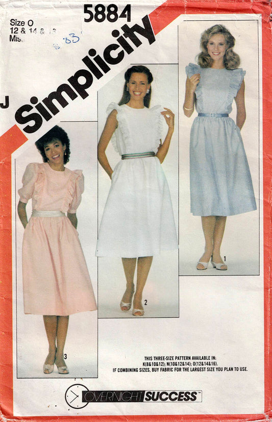 Simplicity 5884