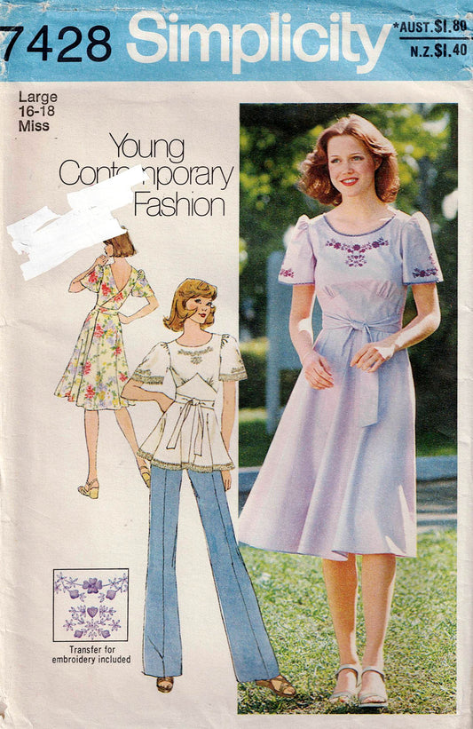 Simplicity 7428