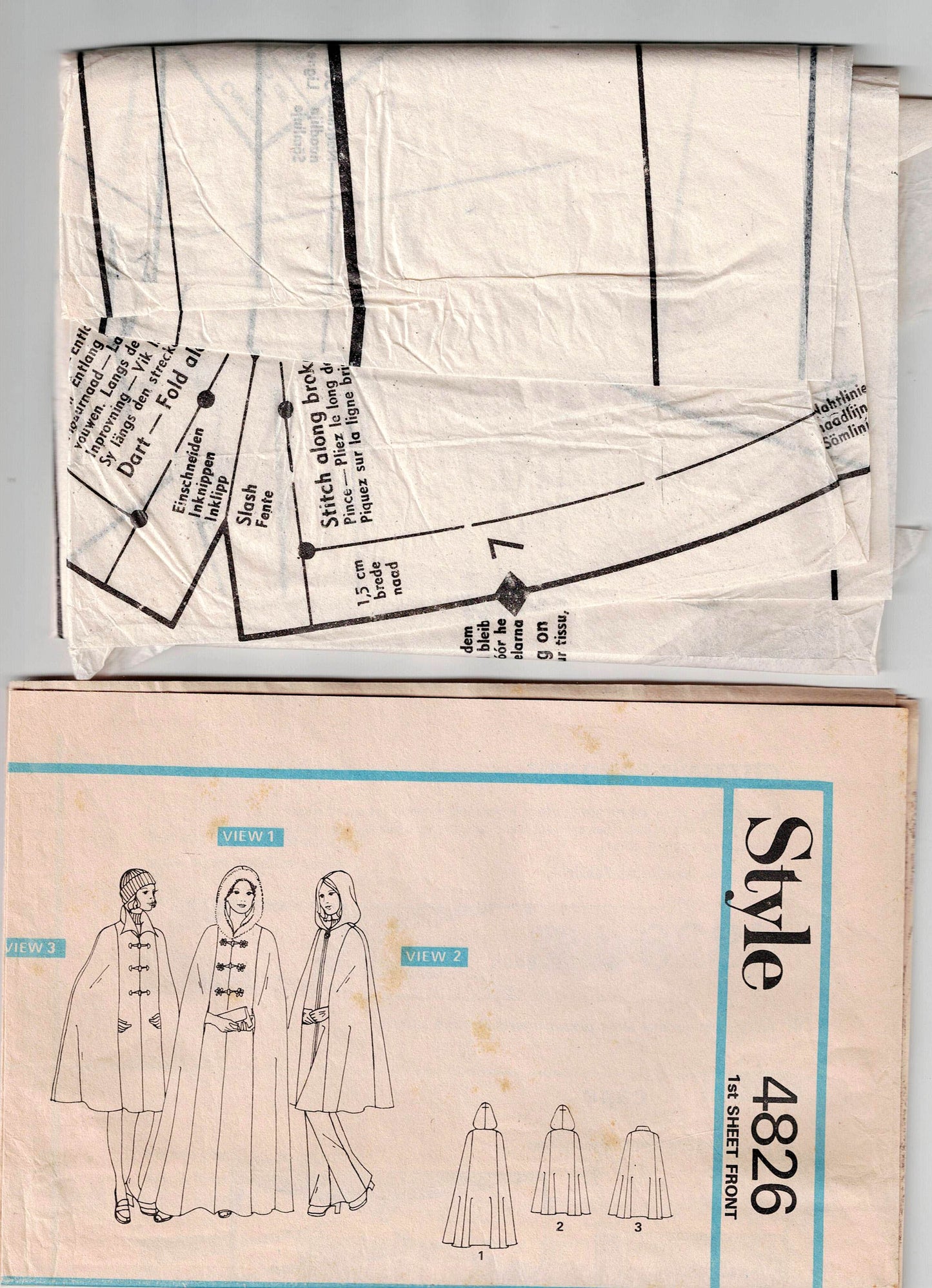 Style 4826 Womens Lined Cape with Optional Hood 1970s Vintage Sewing Pattern Size LARGE 16 - 18