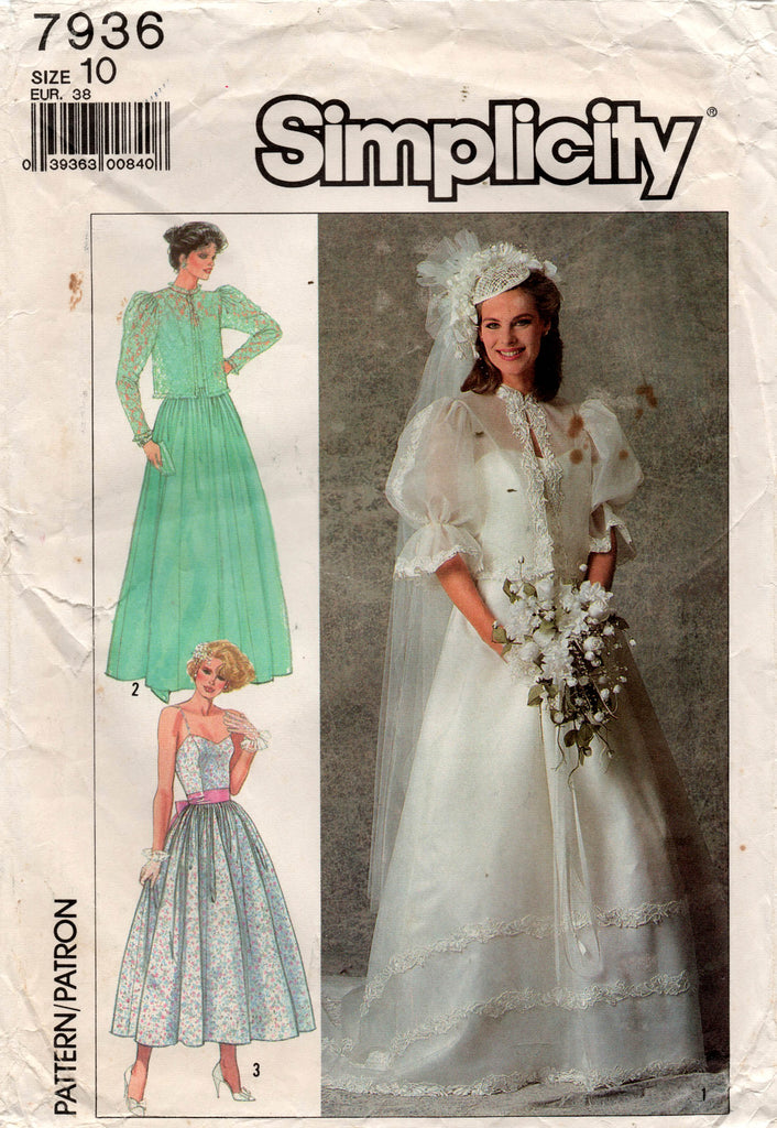 Amazoncom Vogue vintage sewing pattern 1983 vintage 1980s wedding dress   Size 6  Arts Crafts  Sewing